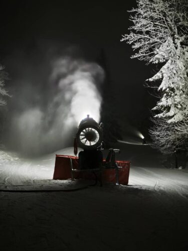 Maschinen Schnee in Telnice 